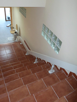 Silla subeescaleras curve instalada en una empresa de Castellón