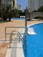 Subeescaleras de piscina Gandia