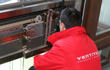 Mantenimiento preventivo sillas salvaescaleras